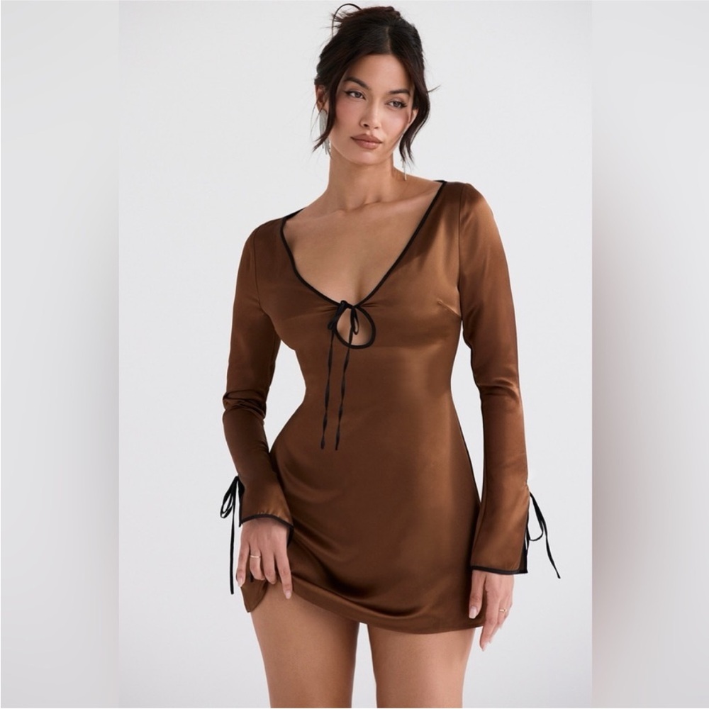 HOUSE OF CB Sakina Long Sleeve Satin Minidress‎ Espresso Coffee Brown NWOT sz M
